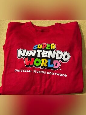 BNWT Official Universal Studios Super Nintendo World Logo Sweatshirt